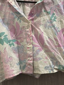 Lightweight Floral Print Shirt crop