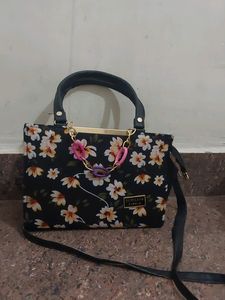 New Women Handbag With Shaded Dupatta