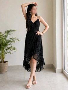 Elegant Black Velvet Midi Dress