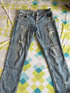 Womens Distressed Light Wash Jeans
