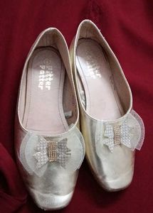 Sparkling Gold Ballerinas with Bows
