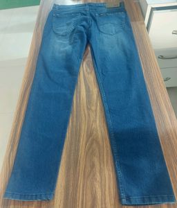 Trendy Men's Navy Blue Jean