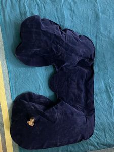 Travel pillow inflatable and foldable