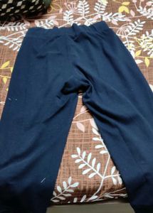 Comfortable Navy Blue Capri
