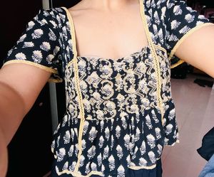 Black beige Embroided top with lace  Bor