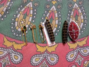 Safety Pins Pack of5