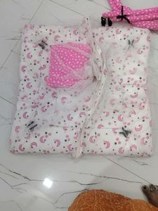 Pink Star Baby Sleeping Bed