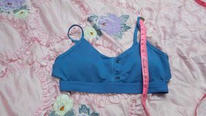 Nike Favourites Surf to Sport