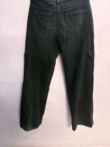 Black Cargo Jeans