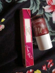 my glamm liquid lipstick and nail polish