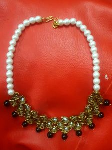 Imitation White Beads Kundan Jwellary