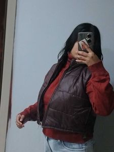 Croped wine puffy jacket