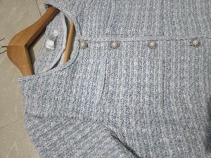Chic Tweed Cropped blazer