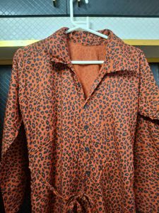 Chic Leopard Print Button-Down Dress