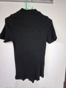 Black Color Ribbed Top