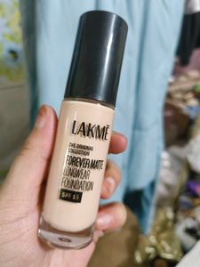 Lakme Forever Matte Longwear Foundation SPF 15