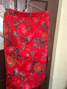Zara Red Floral Print Midi Skirt