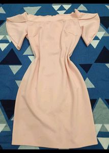 Elegant Pink Off-Shoulder Dress👀