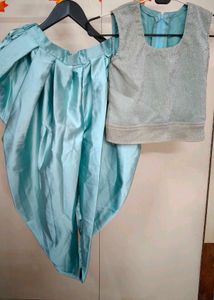 Girls' Ethnic Set - Stylish & Cute!