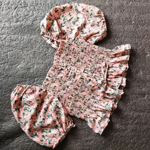 FRONT STRING FLORAL CROP TOP