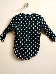🔥BUY1GET1🔥black regular fit shirt for women ( My