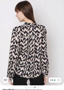 Vero Moda Geometric Print Shirt