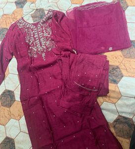 Embroidered Pink Kurta set