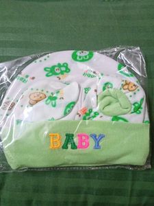 Adorable Baby Hat and Mittens Set