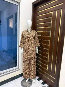 Stylish Leopard Print Kurta plazo Set