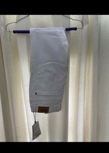 Roadster White Jean