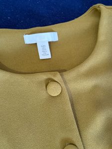 H&amp;M Olive Sleeveless Waistcoat