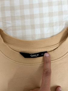 Only Cropped Sweatshirt Size XS