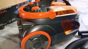 FORBES 1900W Vacuum Cleaner