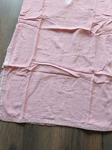 Elegant Pink Embroidered Kurta