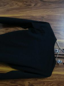 Black Ruched V-Neck Top