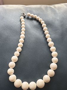 Elegant Cream Beaded Necklace