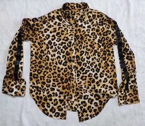 Stylish Leopard Print Button-Up Shirt