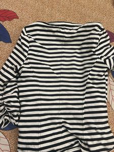 Chic Striped Blazer