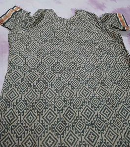 Stylish Printed Kurta with Black Pants