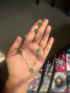 Green Clover Necklace & Earrings Set