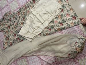 Floral Print Embellished Kurta