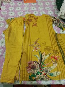embroidered kurta set