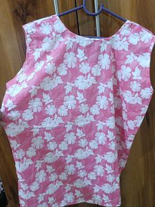 New and never wear Pink Floral Kurta