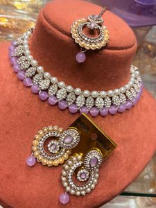 Elegant Pearl &amp; Crystal Necklace Set