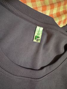 Newme Purple Cropped Fitted Top