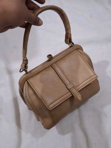 vintage  Tan Leather Clutch Bag