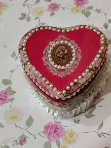 Vintage Heart Jewelry Box