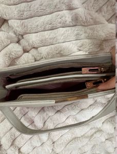 Chic Cream Shoulder Bag