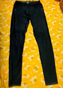 Black Jeggings And Palazzo Pant Combo