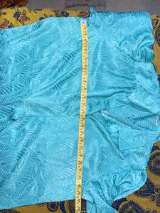 Elegant Teal Leaf Print Shirt🩵